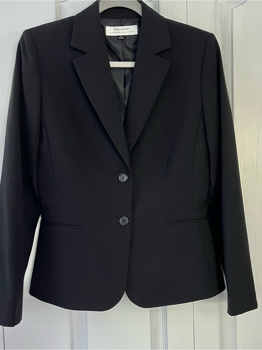 Tahari Arthur S Levine Black Jacket Blazer Womens Size 6 Lined Classic